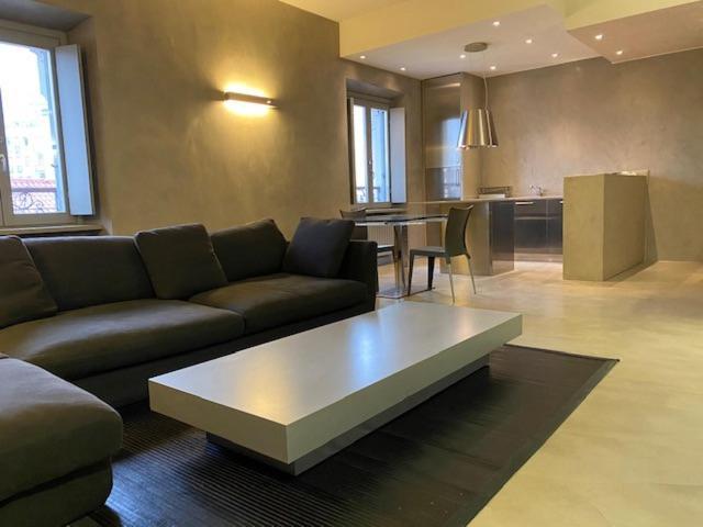 Spacious & Elegant Apartment Near Corso Como - Maroncelli ミラノ エクステリア 写真